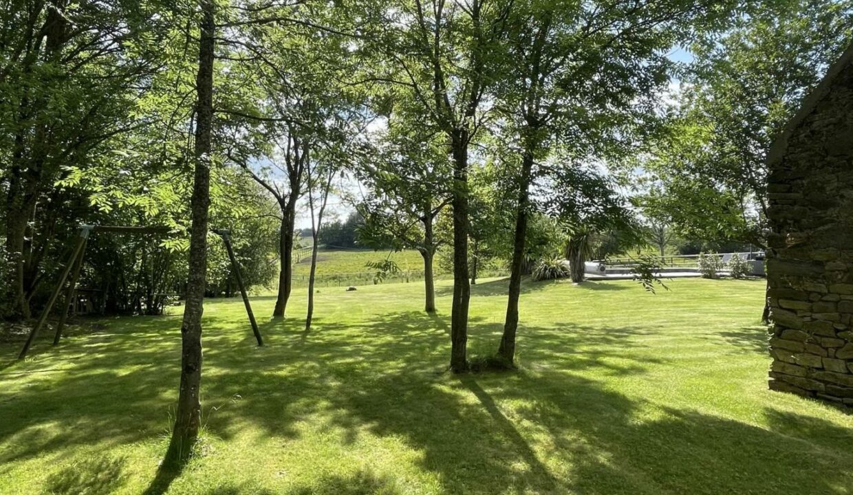 106421EA-10072025-133741-17