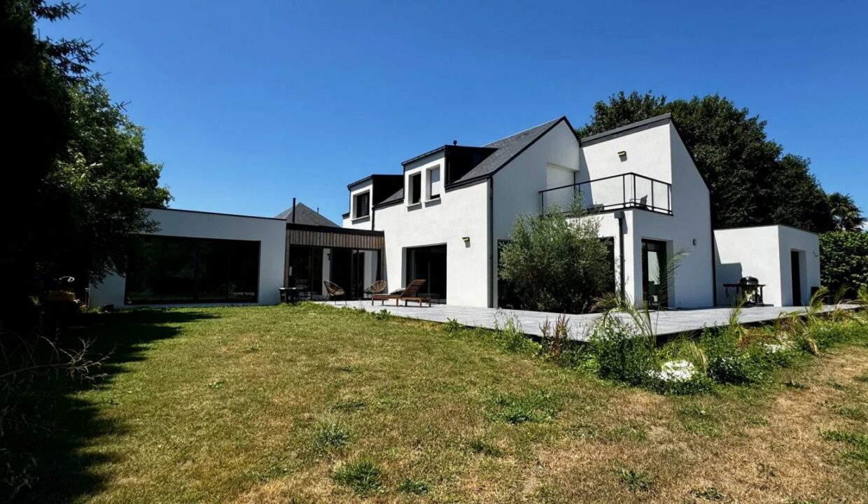 106710IG-08082025-103940
