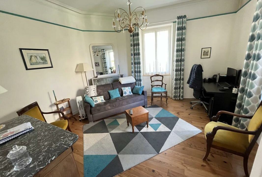 106698KLG-30092025-102929-2