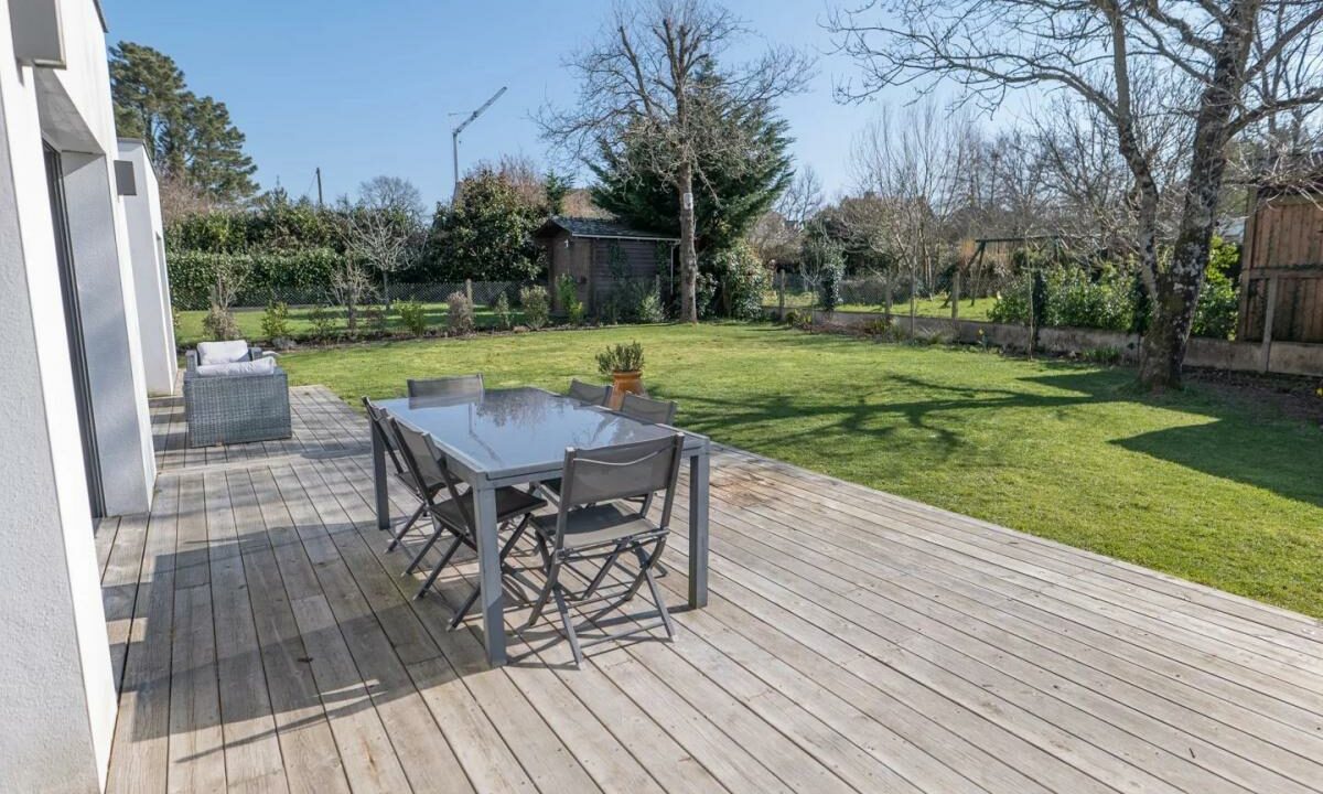 106755FP-30092025-142039-2