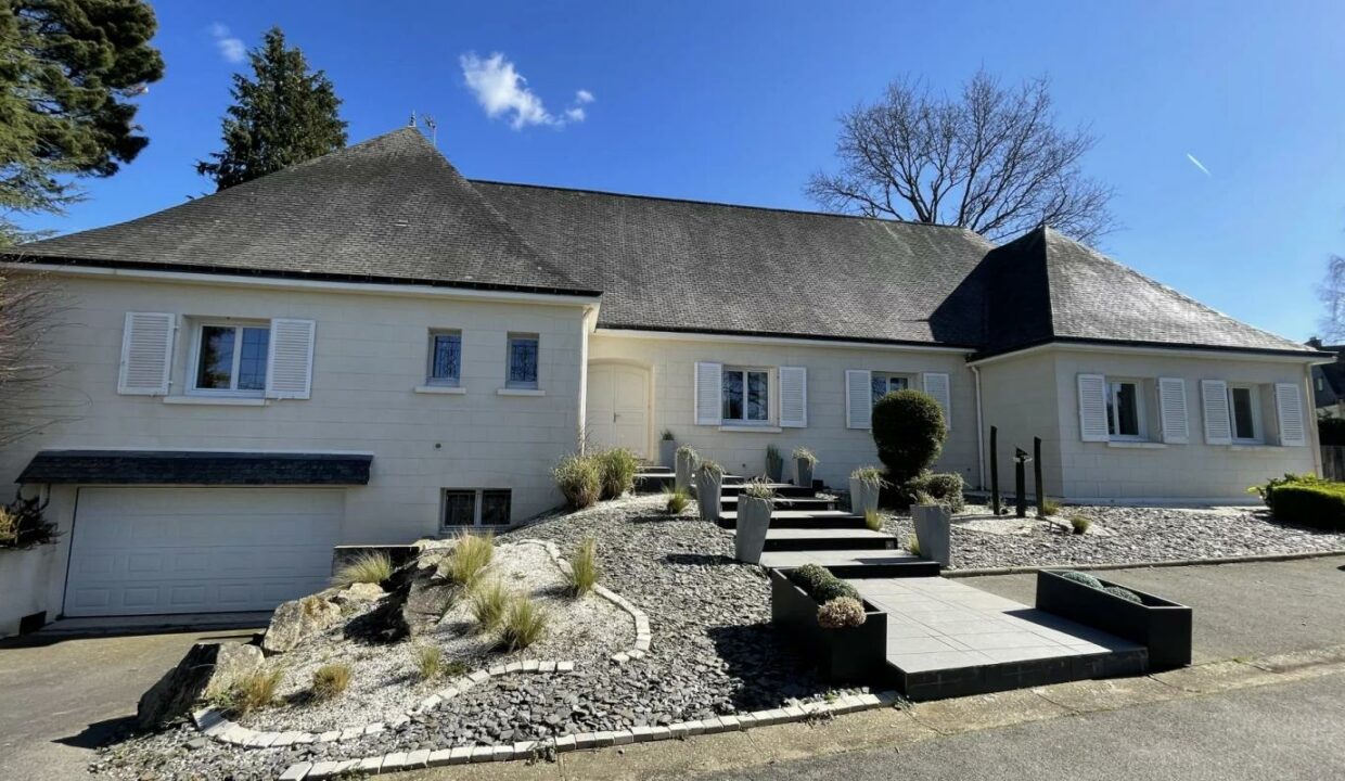 106376FP-23102025-172828