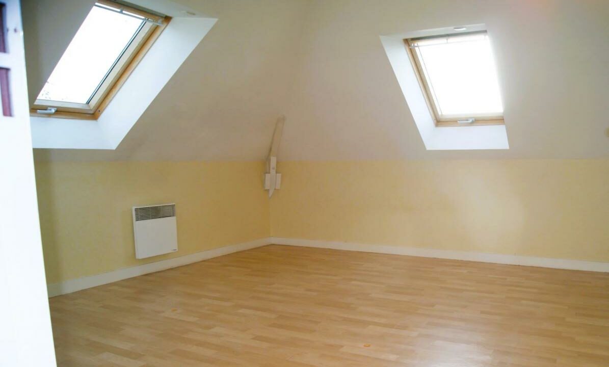 106643EB-23102025-172819-4