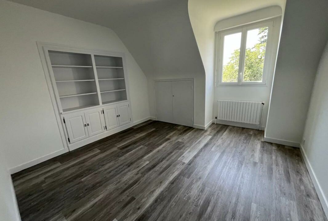 106695-23102025-172817-10