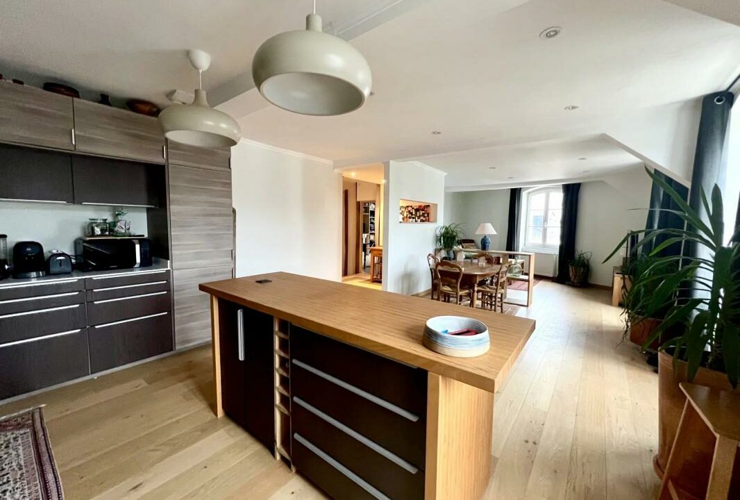 106706BS-20102025-192008-2