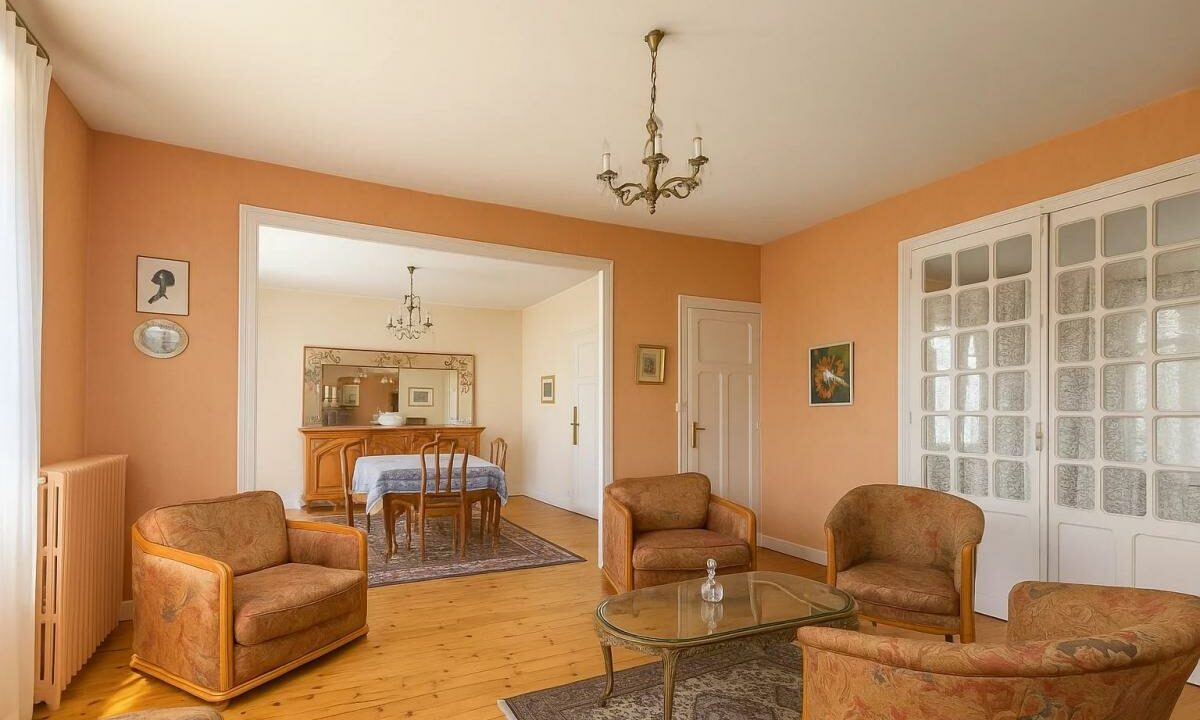 106738KLG-20102025-192009-1