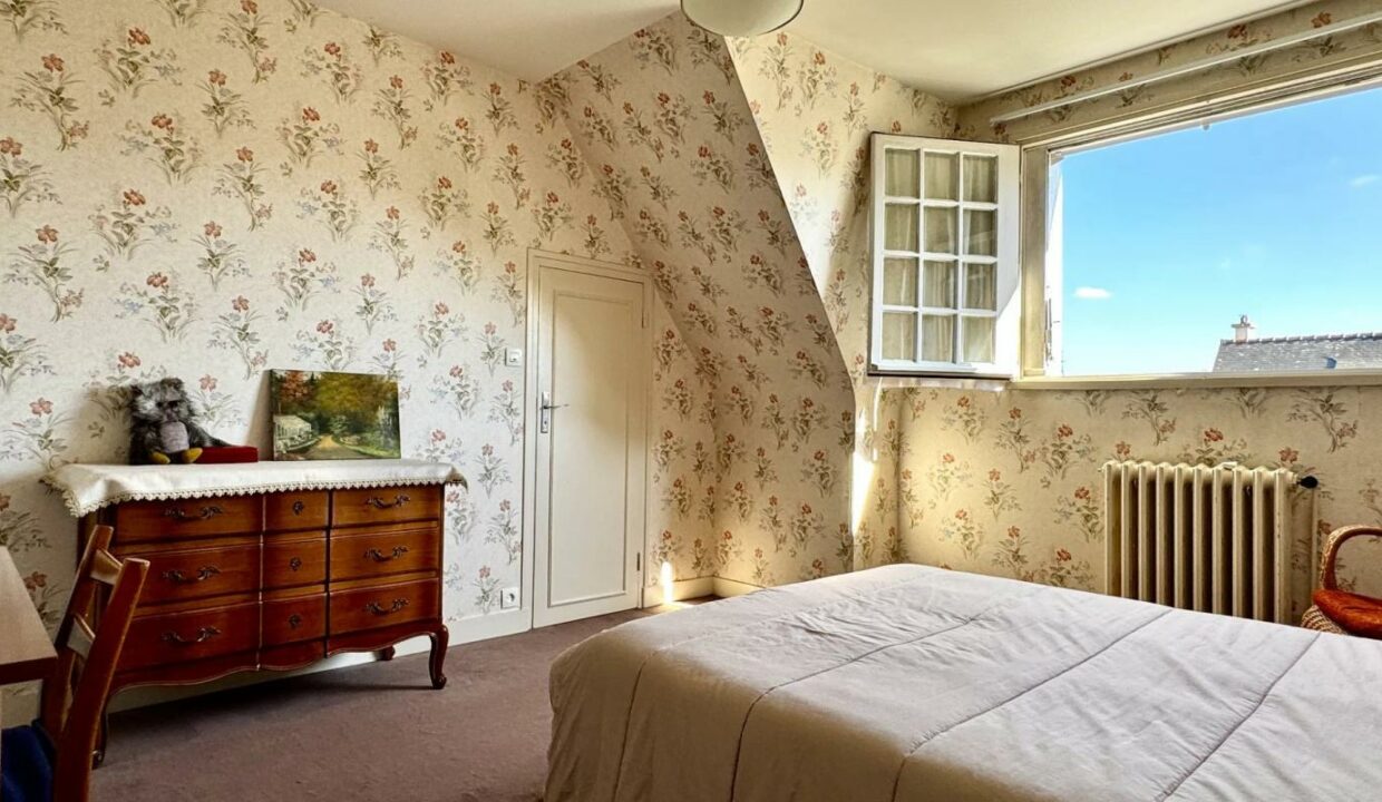 106772-21102025-123520-8