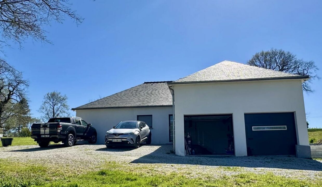 85784082-03102025-084005-9