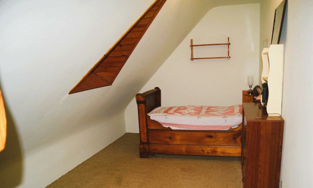 106565EB-27112025-082632-12