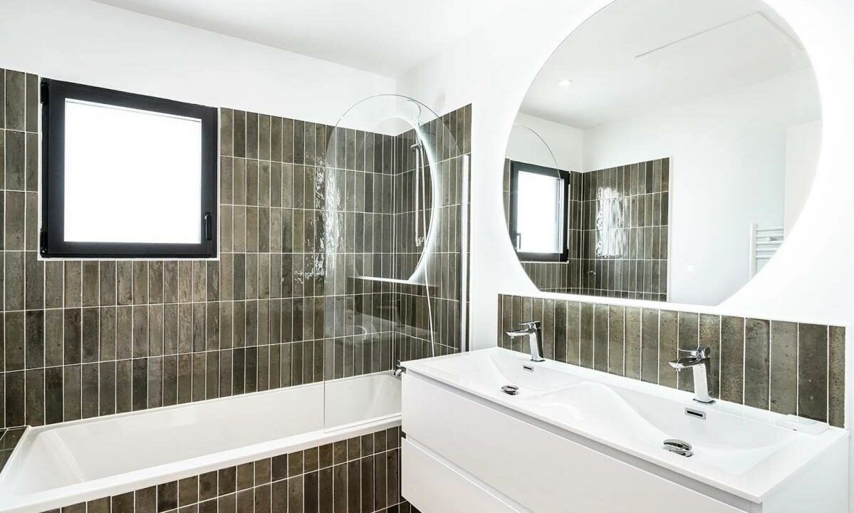 106573PF-17112025-100830-8