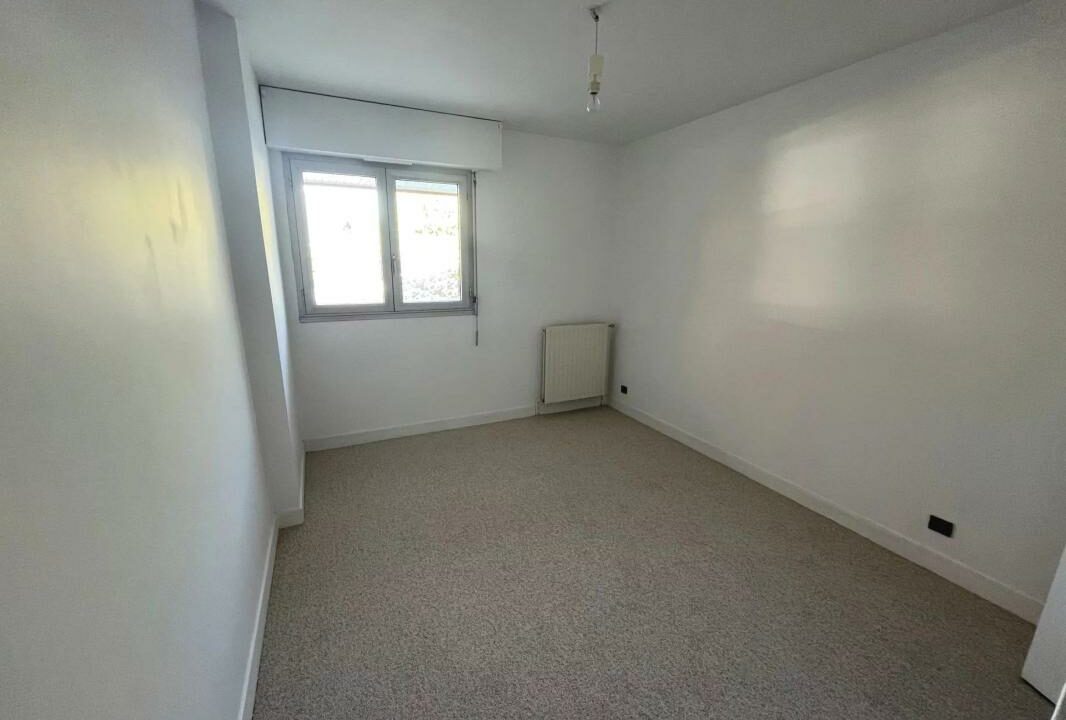 106697-14112025-212131-12