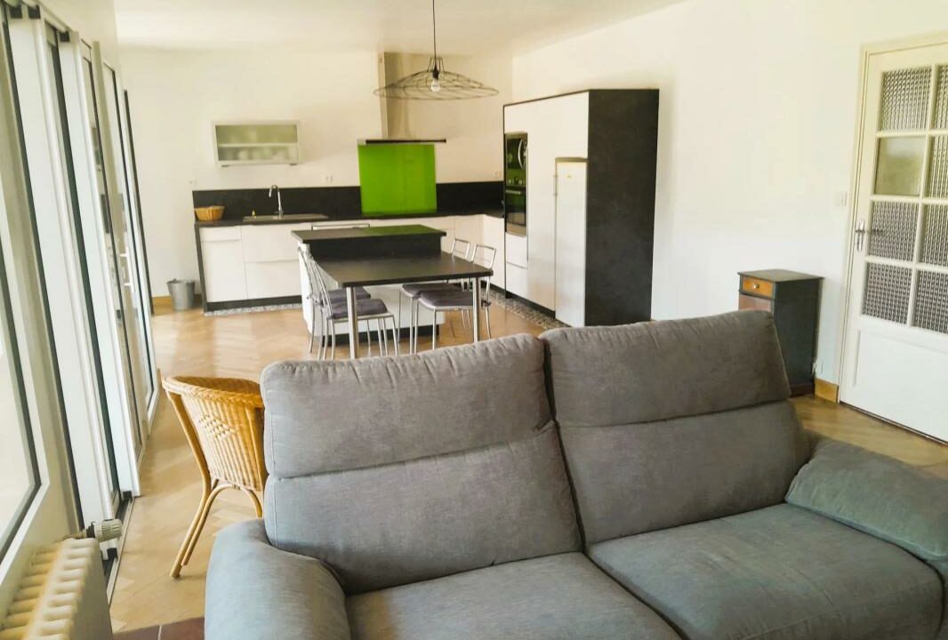 106740EB-27112025-082631-2