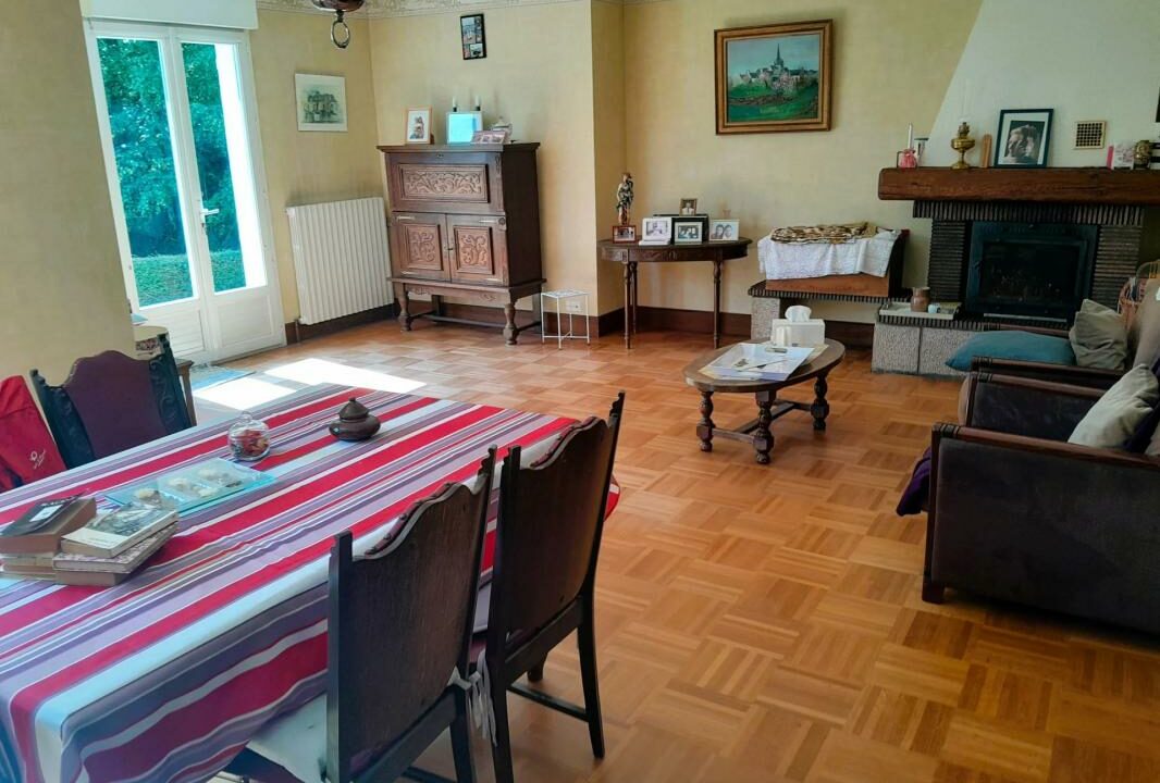 106757EB-03112025-160209-2