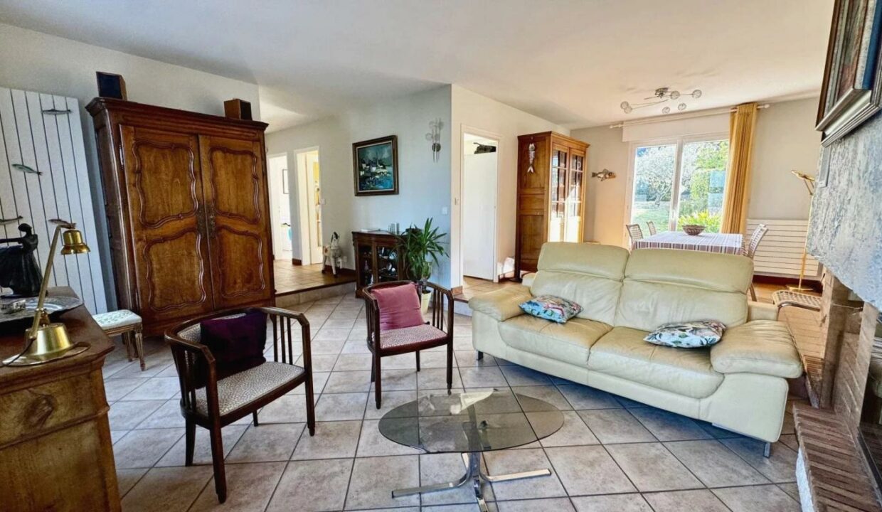 106779-10112025-104144-3