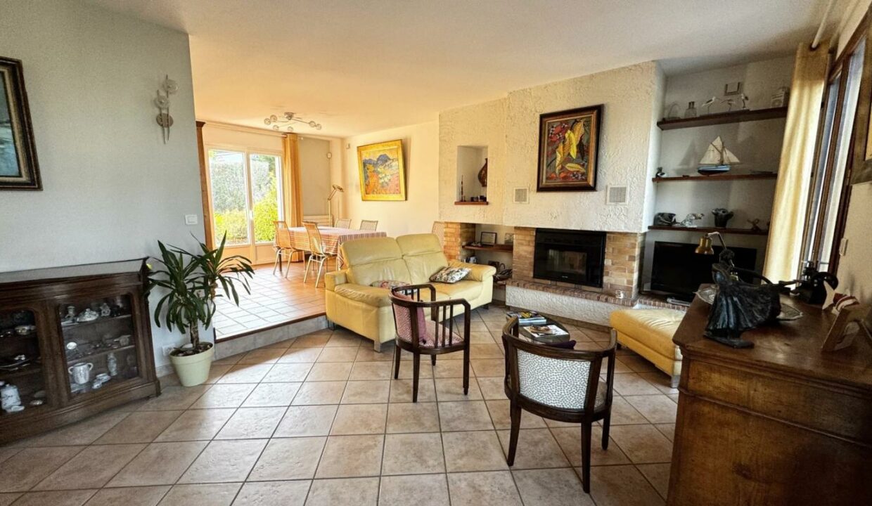 106779-10112025-104144-4