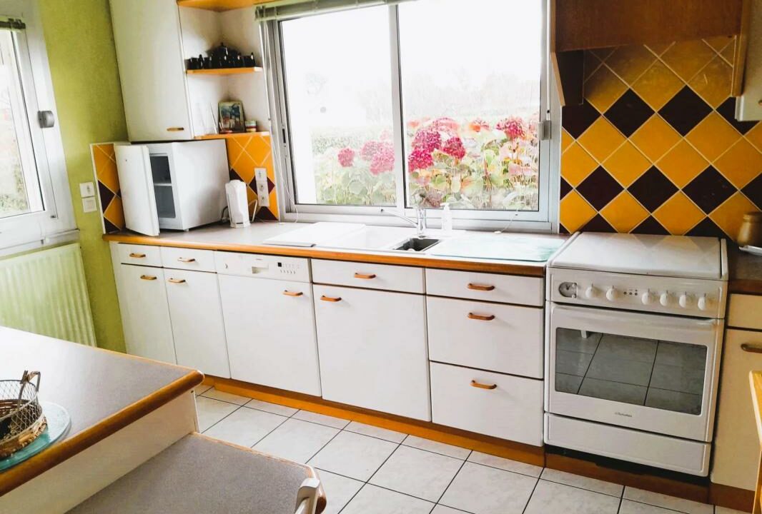 106783EB-03112025-125345-1