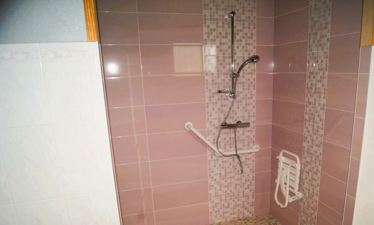 106783EB-03112025-125345-7