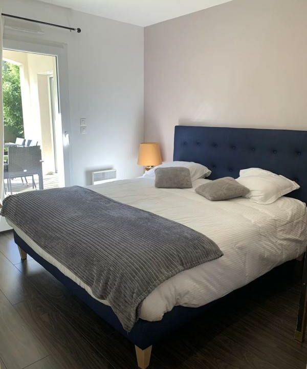 106788HS-27112025-094041-5