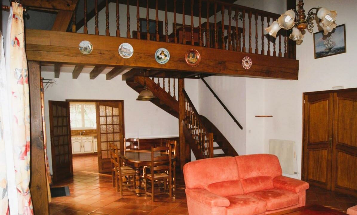 106565EB-03122025-112754-4