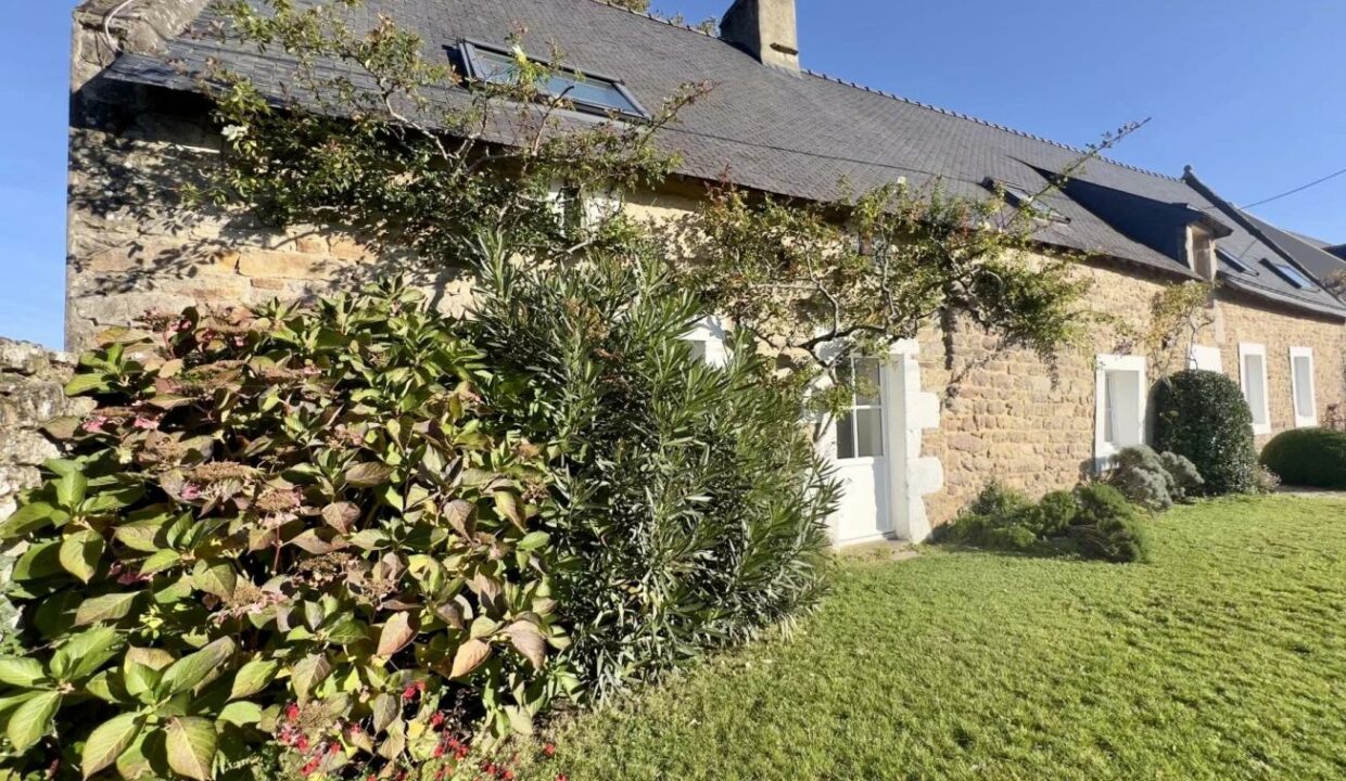 106704SB-09122025-160844