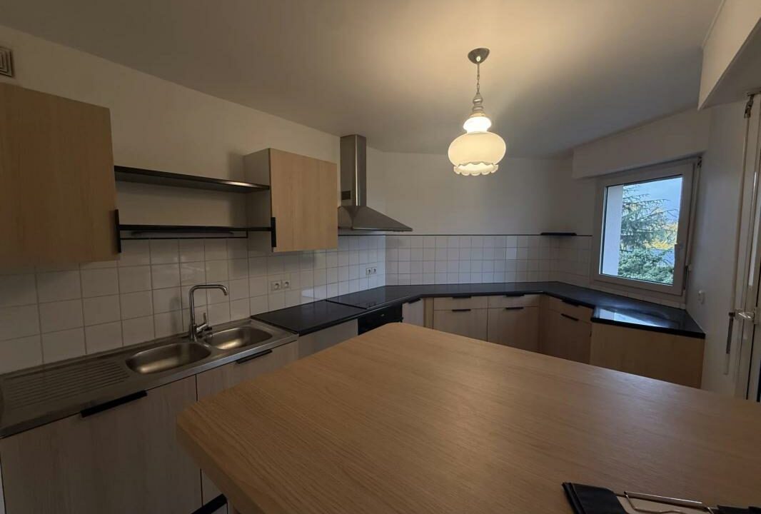 106811-19122025-155243