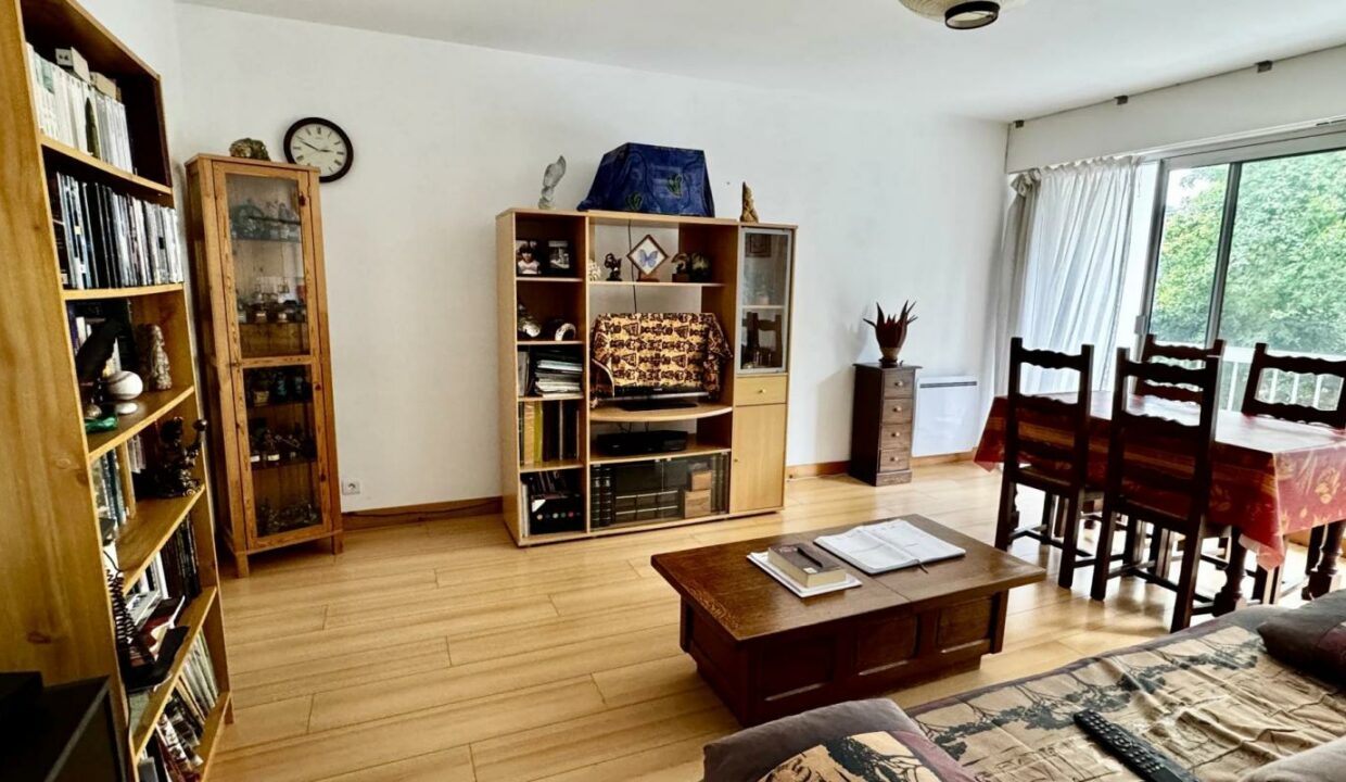 106764KLG-22012026-232130-1