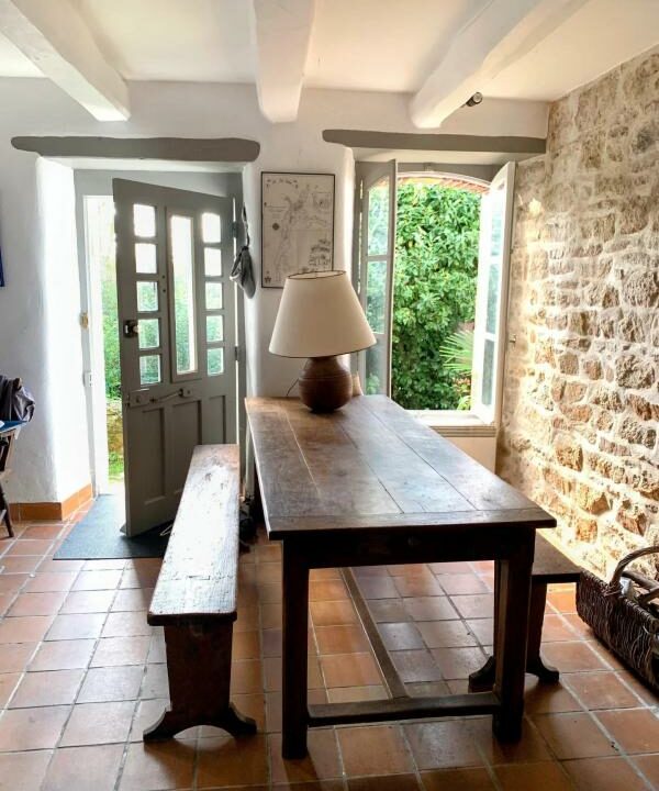 106812HS-30012026-152622-2