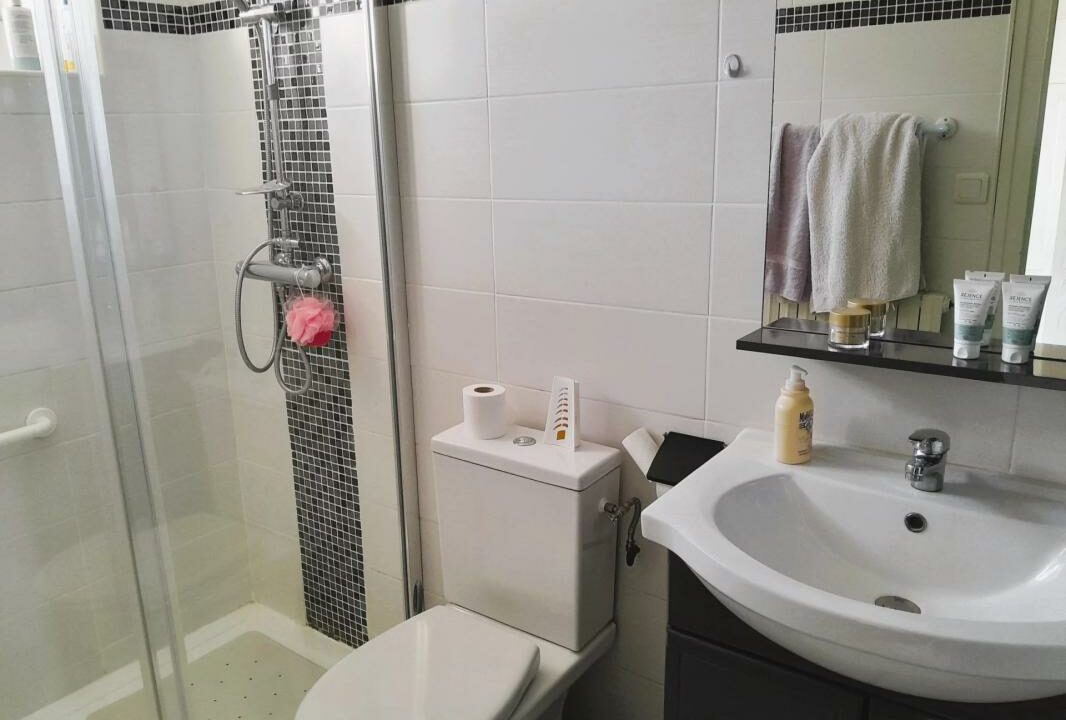 106816EB-26012026-120540-6