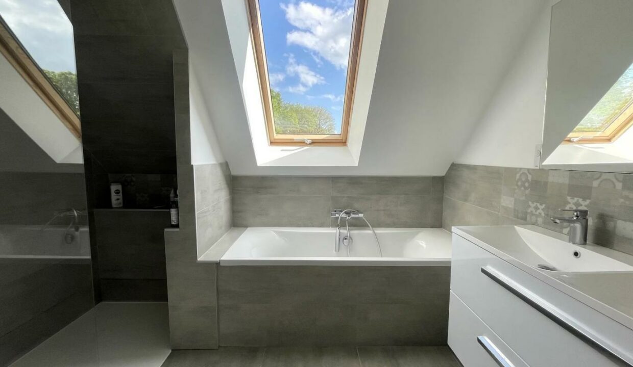 84839454-07012026-210542-15