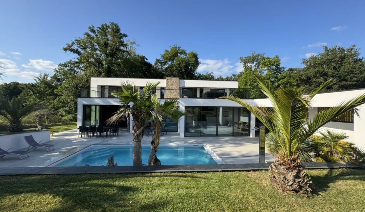 106813-23022026-201511