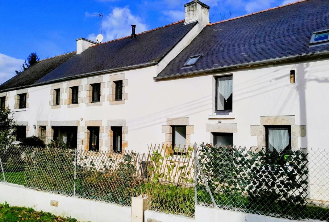 1965EB-15022026-182250