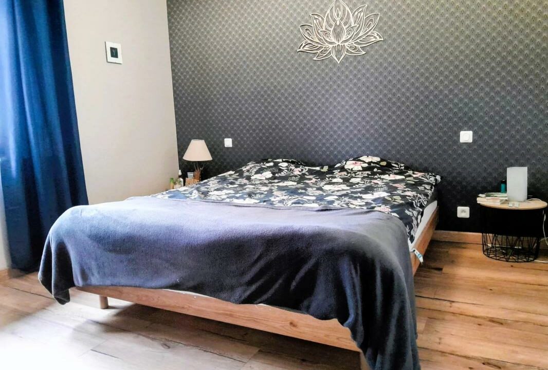 1965EB-23022026-162740-10