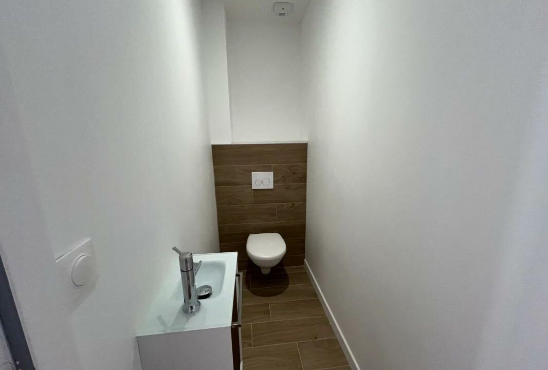 1967-19022026-064513-9