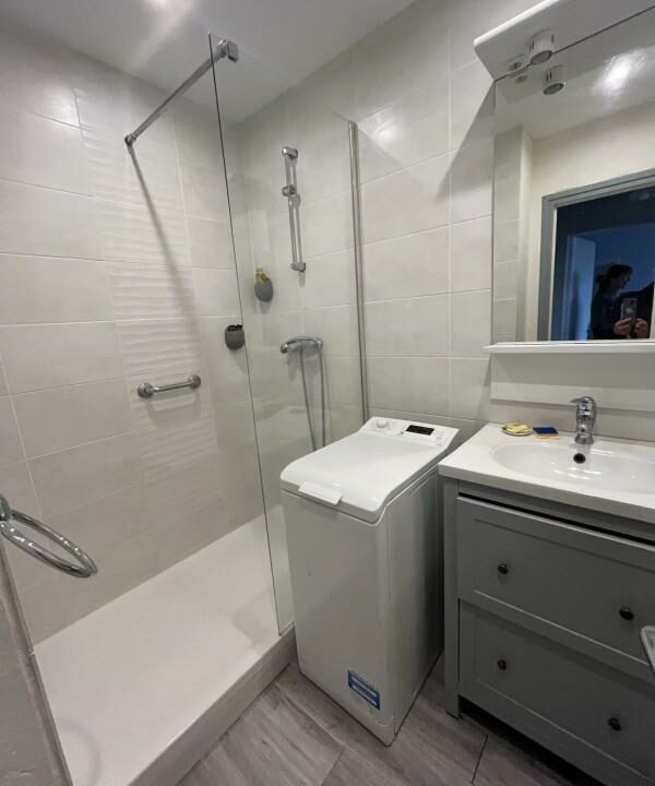 1975-17022026-081202-4