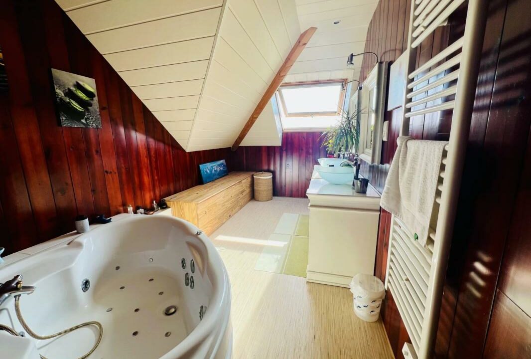 106460SB-30032026-200131-4