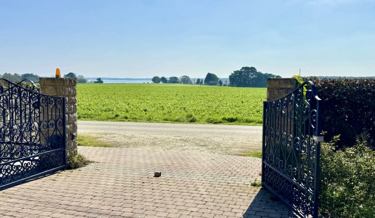 106639GI-17042026-121144