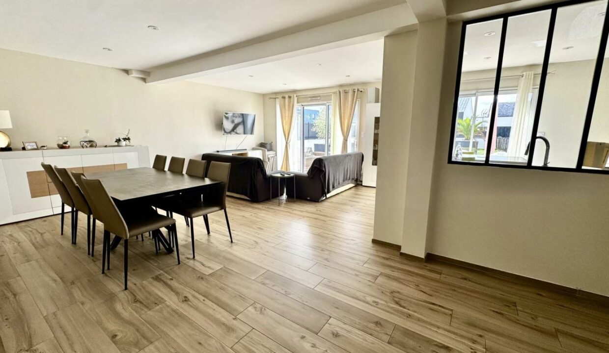 106751-15042026-185416-2