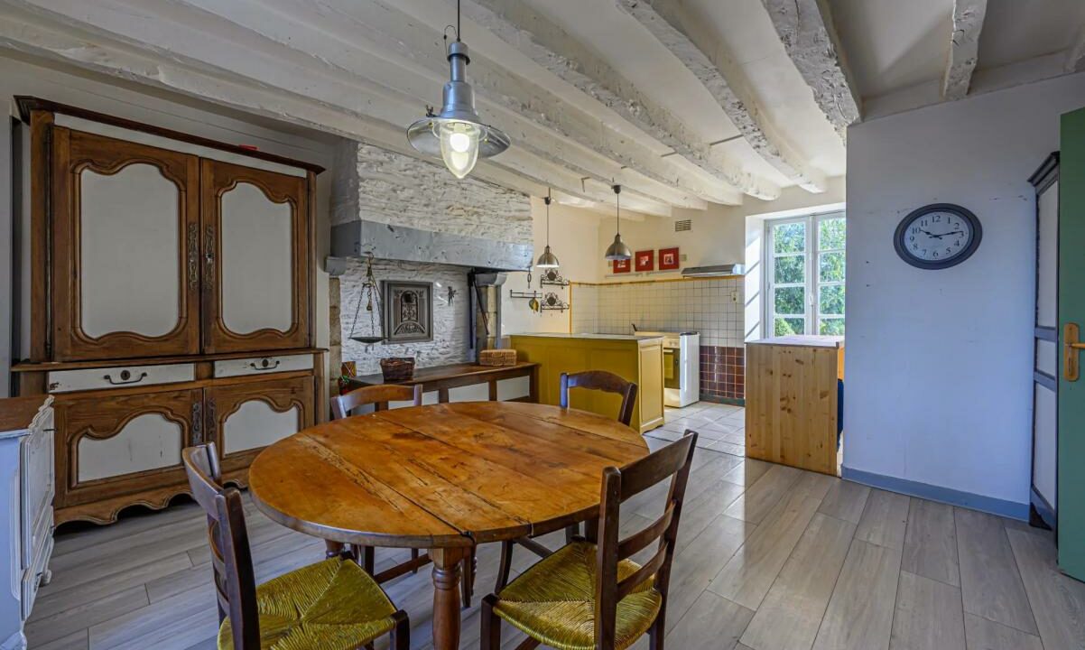 106816EB-08042026-221433-2