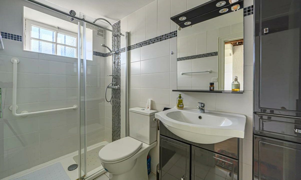 106816EB-08042026-221433-6