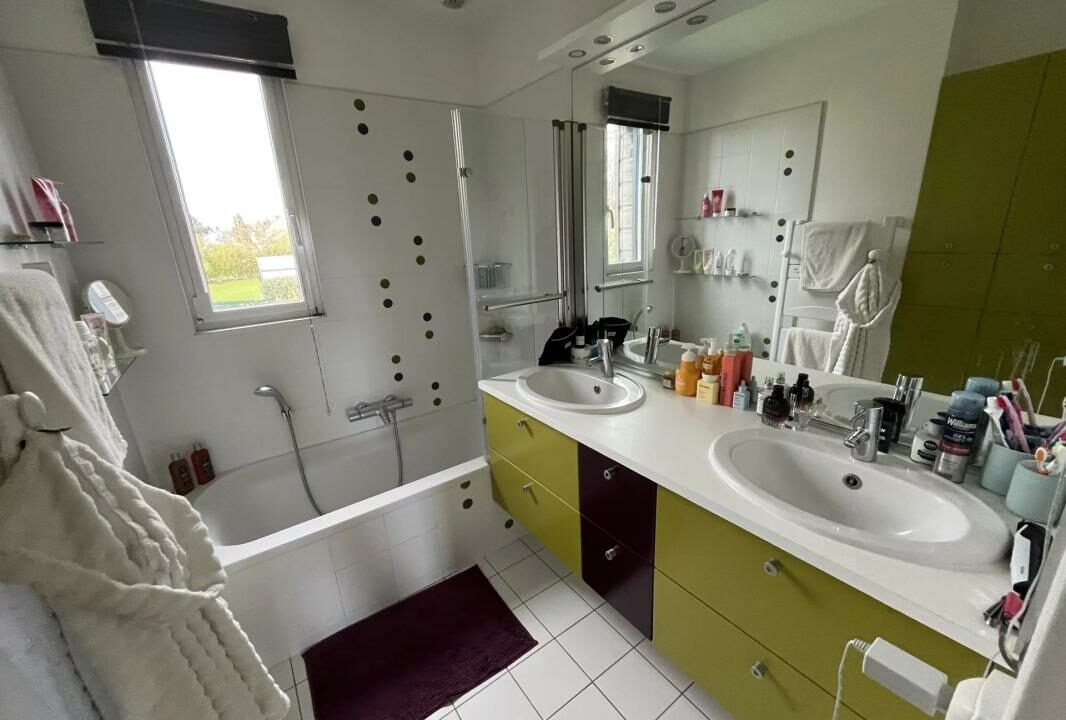 106819PG-11042026-032946-11