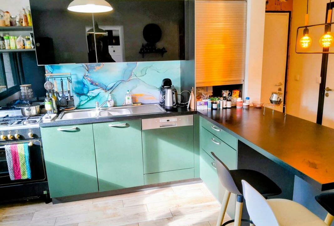 1965EB-08042026-221434-1