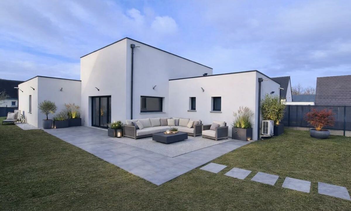 1967PG-11042026-033002