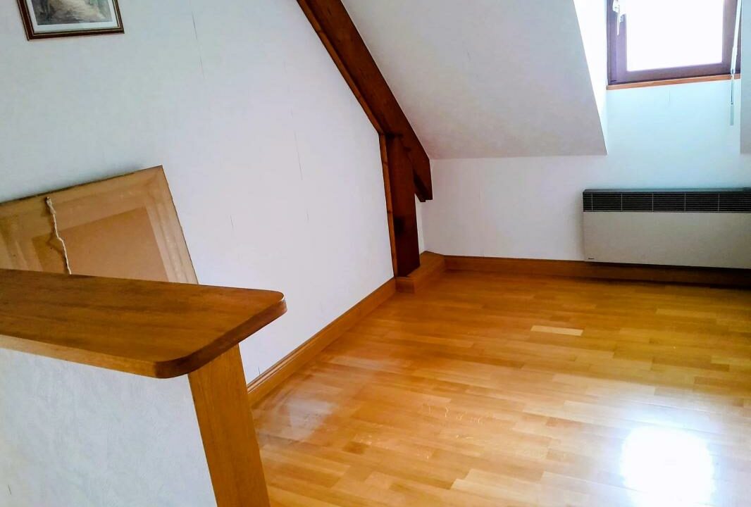 1974EB-31032026-232036-5