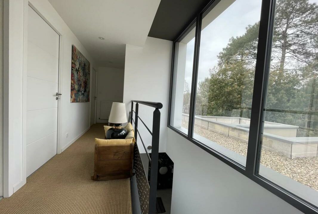 2023-03042026-205745-12