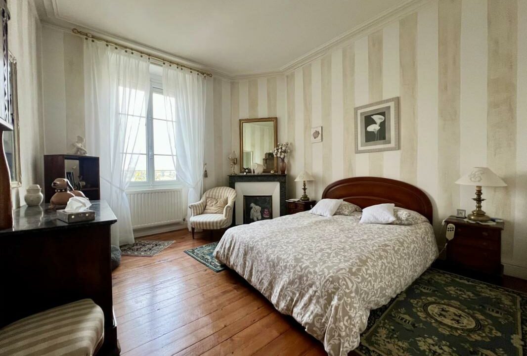 2033EG-10042026-140712-1