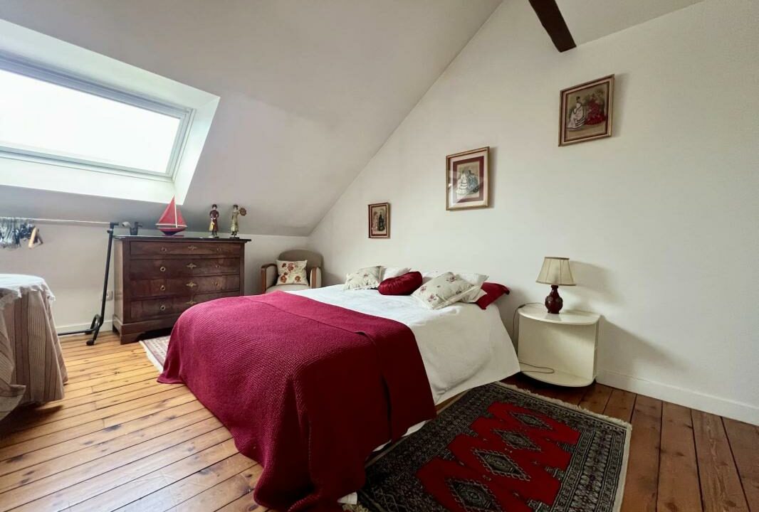 2033EG-10042026-140712-6