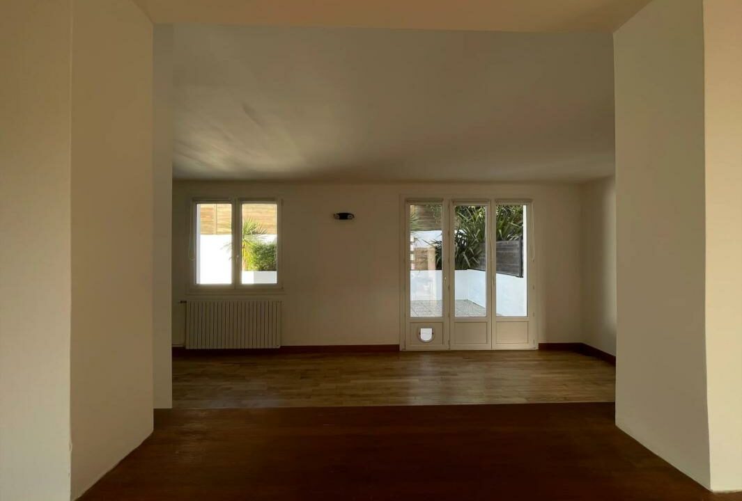 2077MT-09062026-141452-2